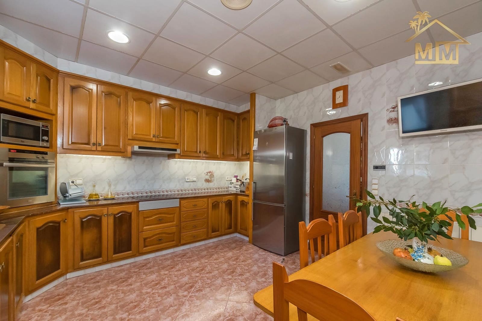 4 soveværelse Villa til salg i La Argentina med swimmingpool garage - € 990.000 (Ref: 7161563)