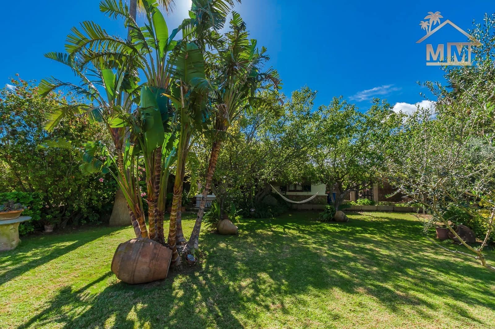 4 soveværelse Villa til salg i La Argentina med swimmingpool garage - € 990.000 (Ref: 7161563)