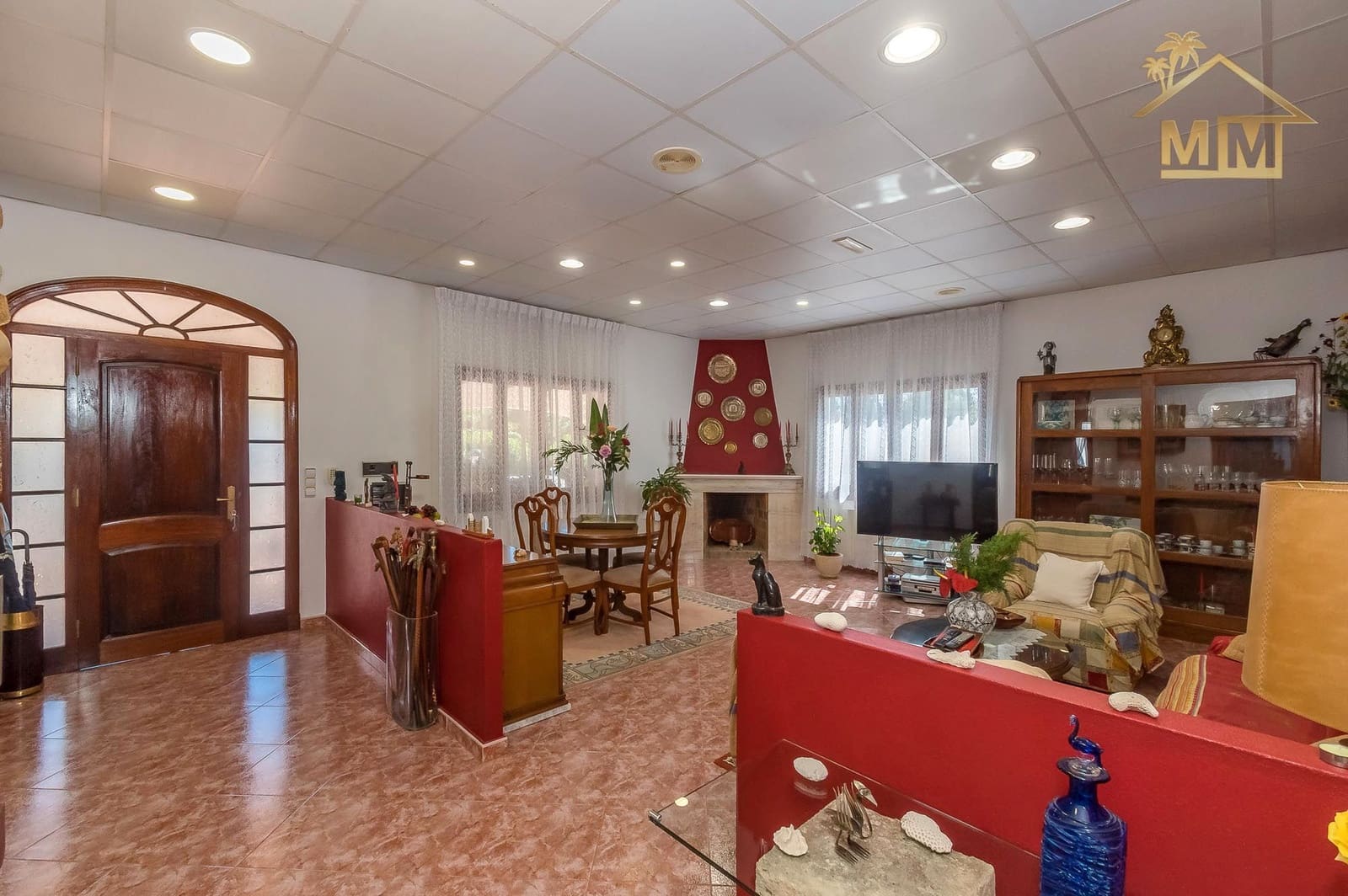 4 soveværelse Villa til salg i La Argentina med swimmingpool garage - € 990.000 (Ref: 7161563)