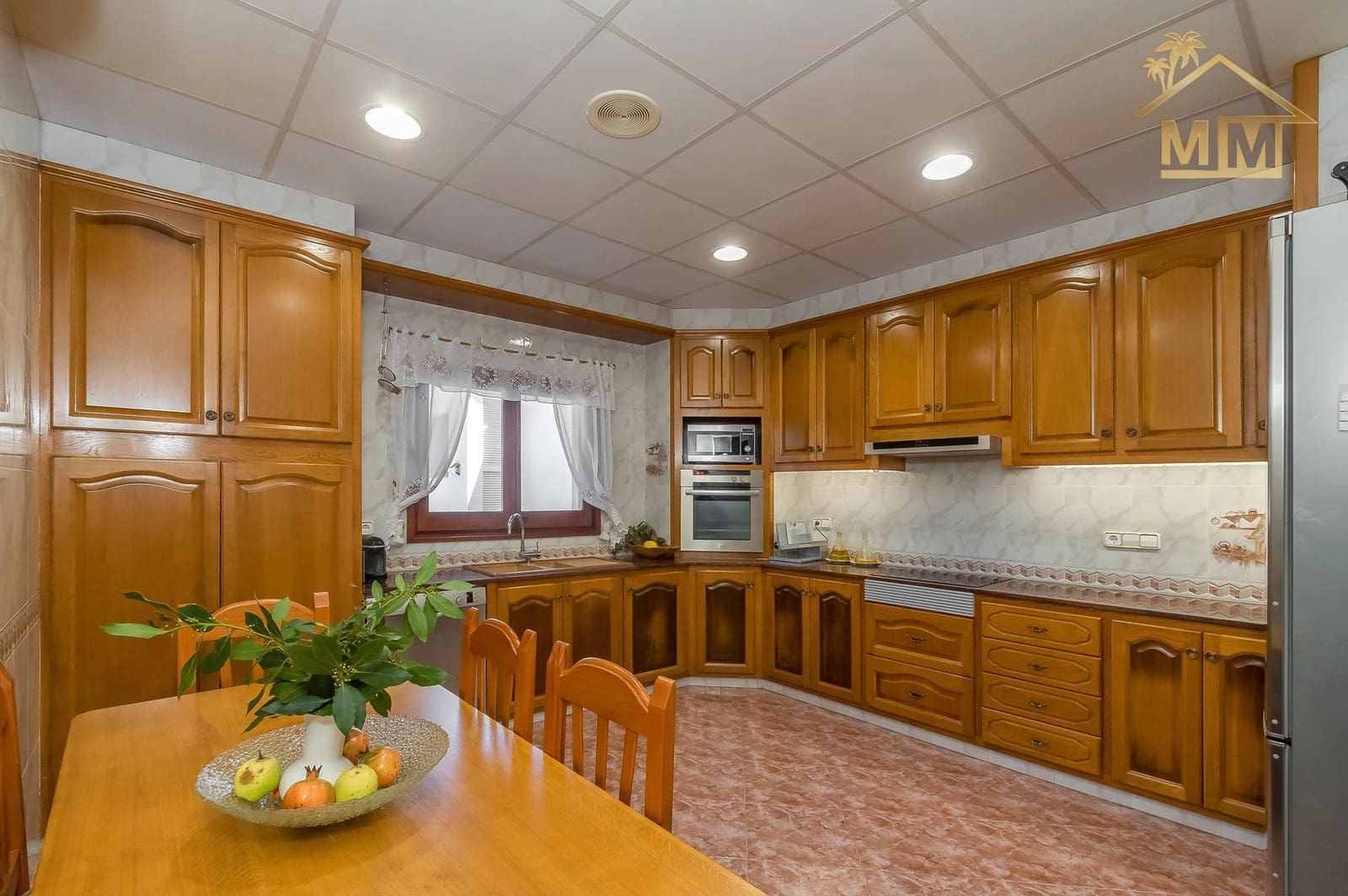 4 soveværelse Villa til salg i La Argentina med swimmingpool garage - € 990.000 (Ref: 7161563)