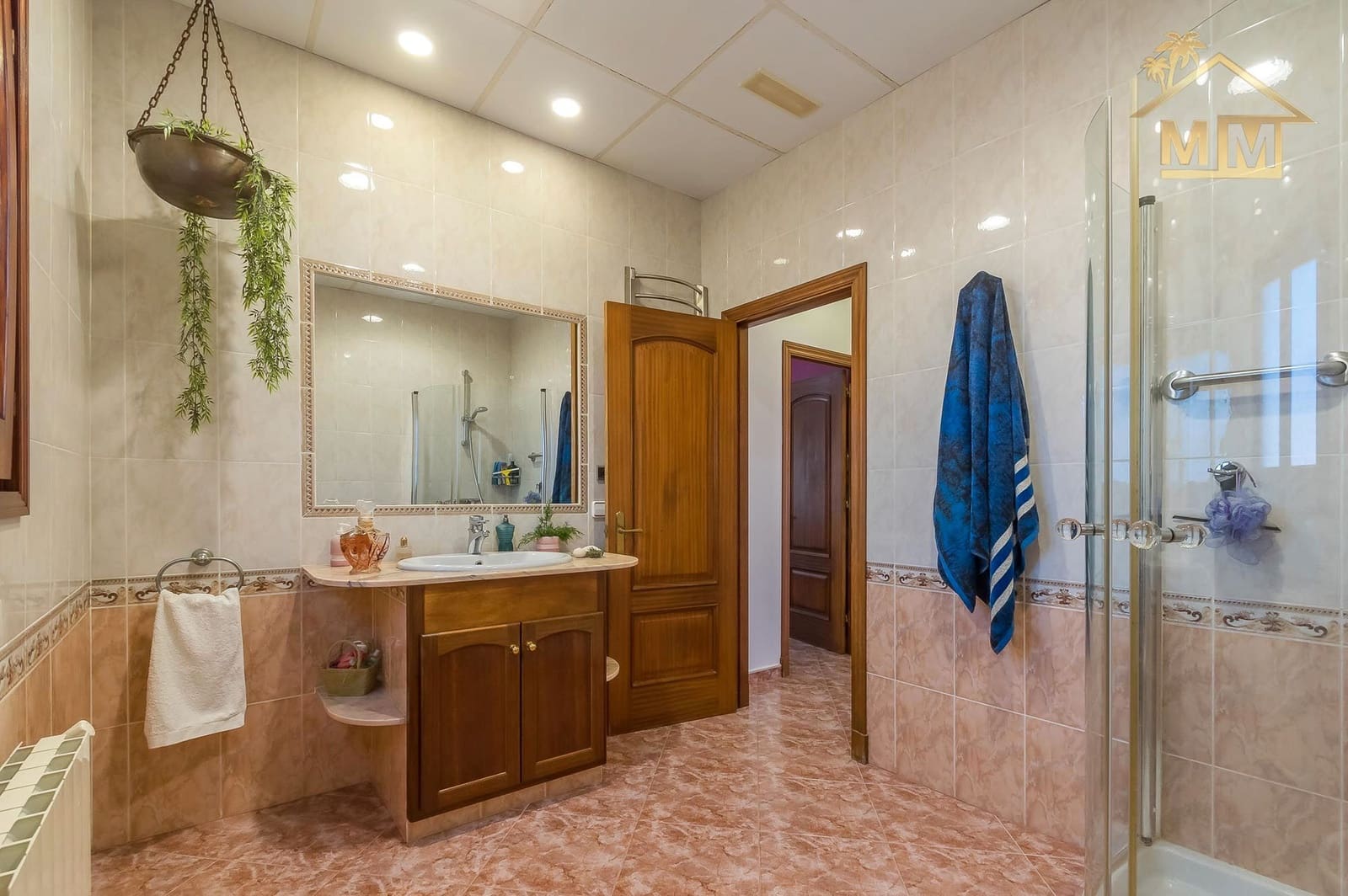 4 soveværelse Villa til salg i La Argentina med swimmingpool garage - € 990.000 (Ref: 7161563)