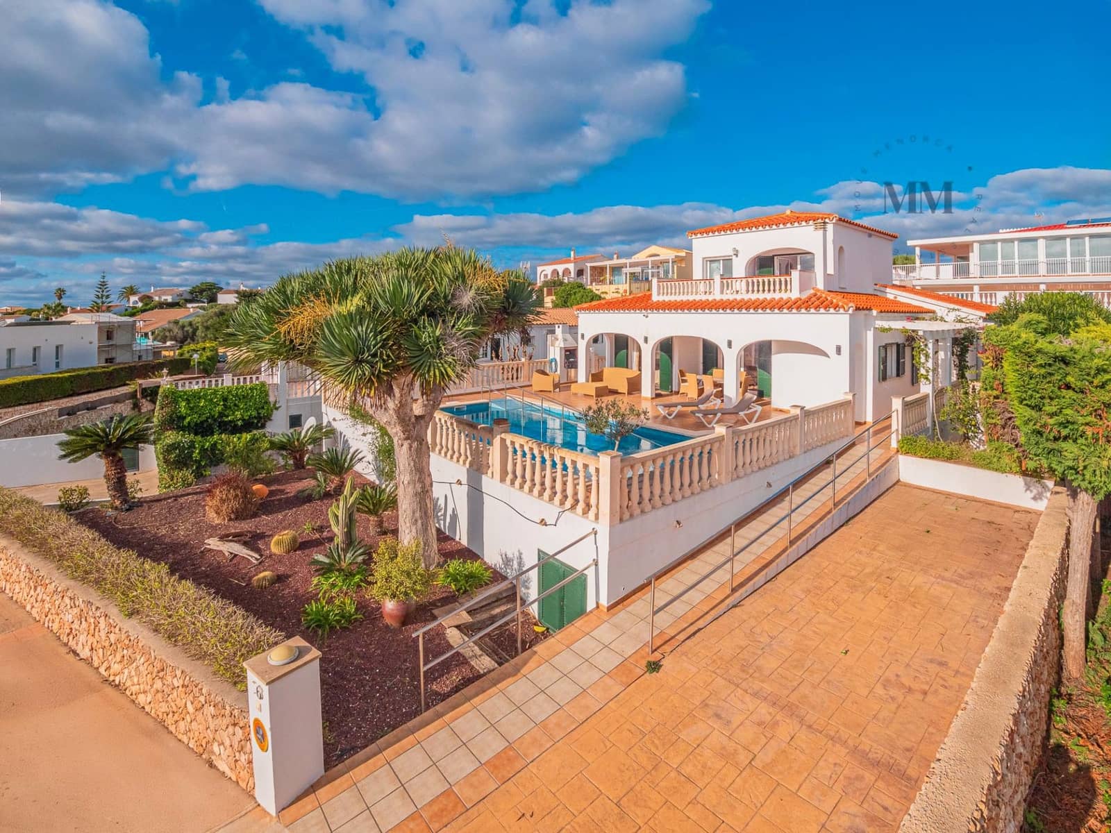 4 soveværelse Villa til salg i Mahon / Mao med swimmingpool - € 795.000 (Ref: 8784474)