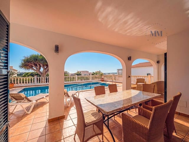 4 bedroom Villa for sale in Cala Llonga, Mahón / Maó with pool garage - € 795,000 (Ref: 8784481)