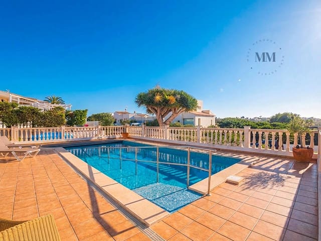 4 bedroom Villa for sale in Cala Llonga, Mahón / Maó with pool garage - € 795,000 (Ref: 8784481)