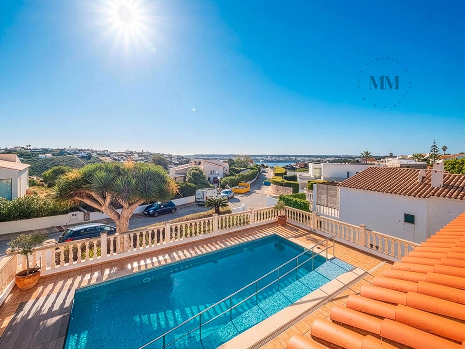 4 bedroom Villa for sale in Cala Llonga with pool garage - € 795,000 (Ref: 8784481)