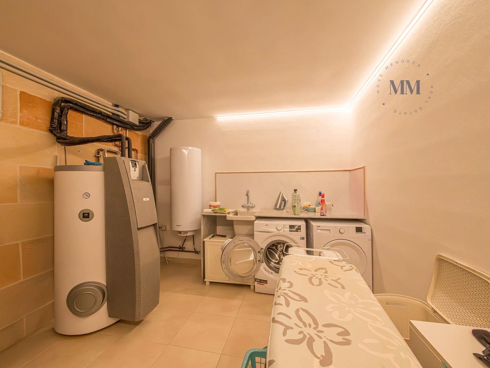 4 soverom Villa til salgs i Mahon / Mao med svømmebasseng garasje - € 2 960 000 (Ref: 8784482)