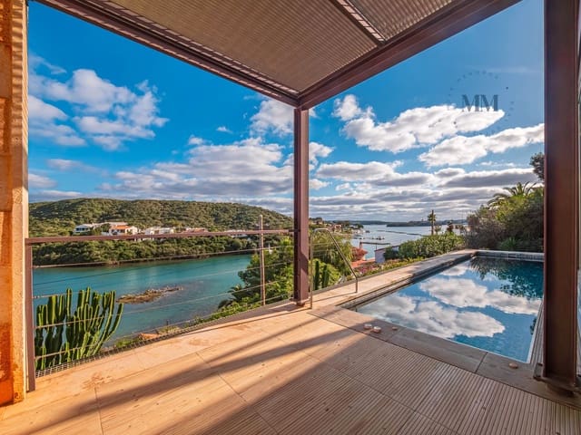 4 soverom Villa til salgs i Mahón / Maó med svømmebasseng garasje - € 2 960 000 (Ref: 8784482)