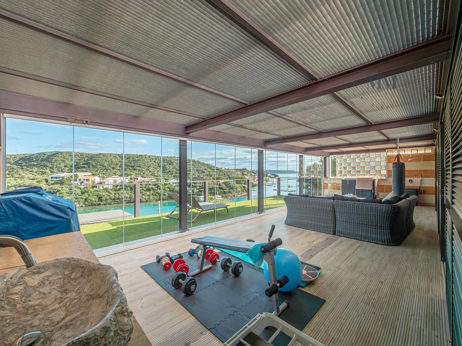 4 soverom Villa til salgs i Mahon / Mao med svømmebasseng garasje - € 2 960 000 (Ref: 8784482)