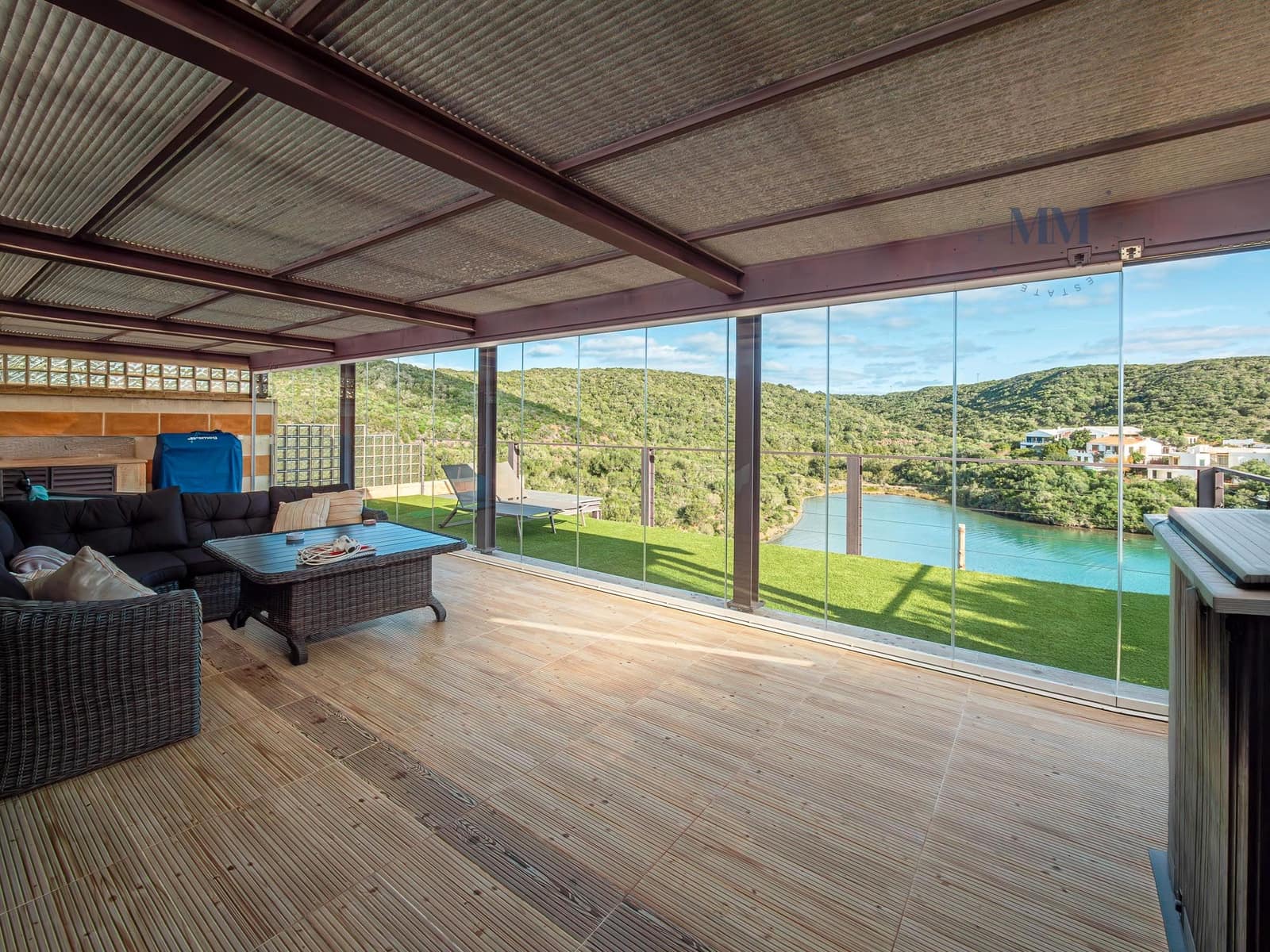 4 soverom Villa til salgs i Mahon / Mao med svømmebasseng garasje - € 2 960 000 (Ref: 8784482)