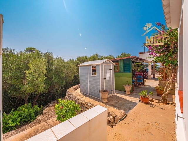 4 soveværelse Villa til salg i San Luis / Sant Lluís med swimmingpool garage - € 650.000 (Ref: 8784485)