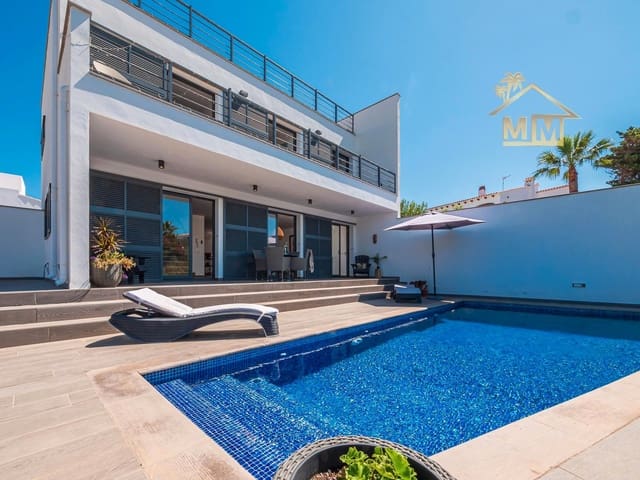 3 soverom Villa til salgs i Port d'Addaia, Es Mercadal med svømmebasseng - € 650 000 (Ref: 8784492)