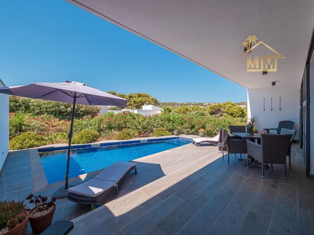 3 soverom Villa til salgs i Port d'Addaia, Es Mercadal med svømmebasseng - € 650 000 (Ref: 8784492)