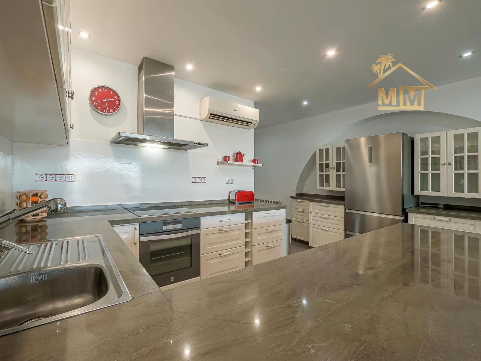 3 soverom Hus til salgs i Mahon / Mao - € 995 000 (Ref: 8784493)