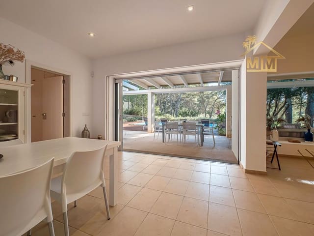 4 soveværelse Villa til salg i Son Parc, Es Mercadal med swimmingpool - € 850.000 (Ref: 8784494)