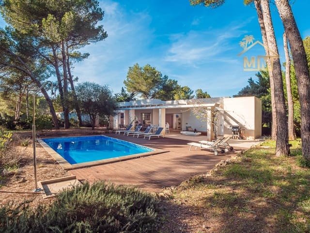 4 soveværelse Villa til salg i Son Parc, Es Mercadal med swimmingpool - € 850.000 (Ref: 8784494)