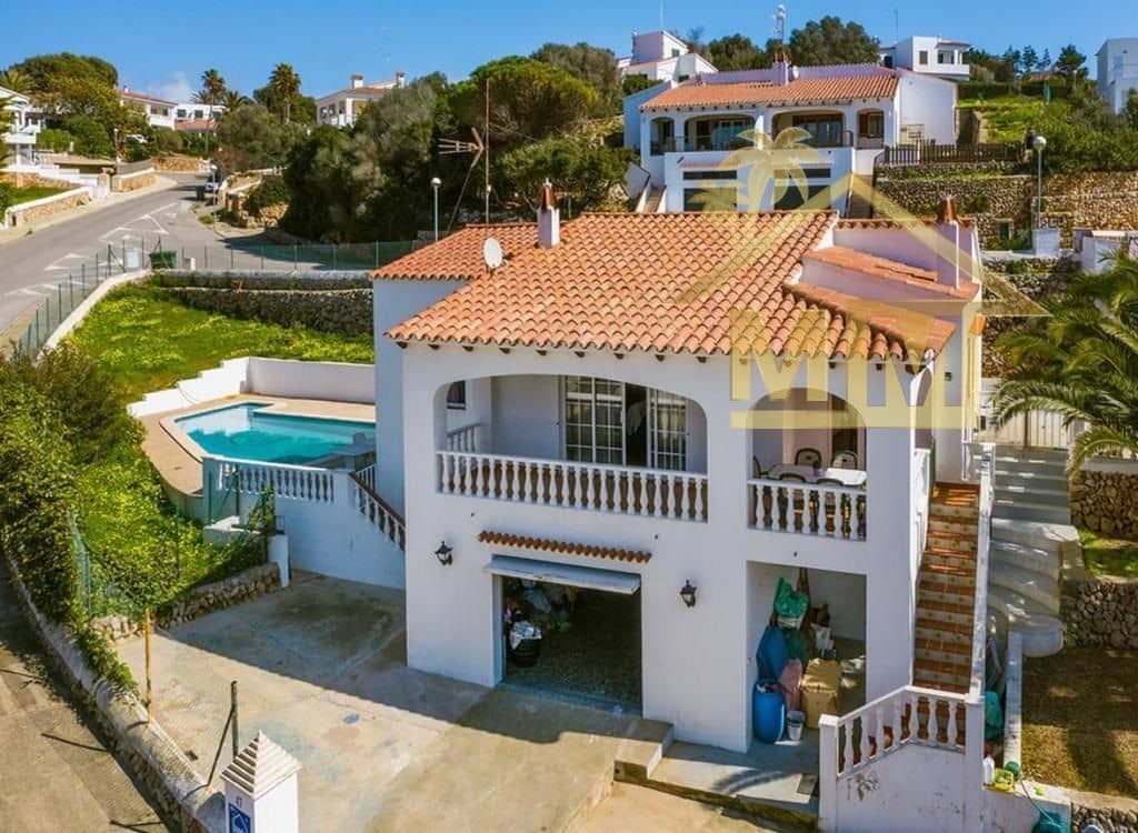 4 soverom Villa til salgs i Mahon / Mao med svømmebasseng garasje - € 820 000 (Ref: 8784511)