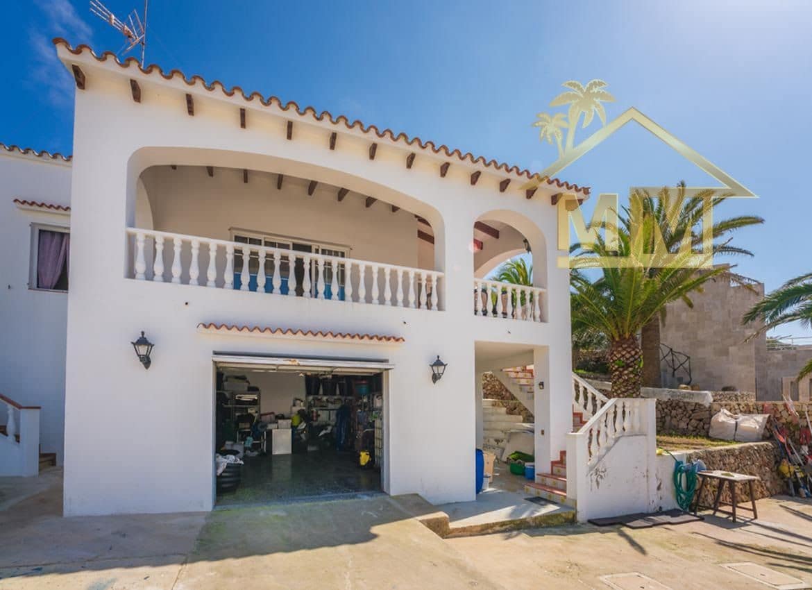 4 soverom Villa til salgs i Mahon / Mao med svømmebasseng garasje - € 820 000 (Ref: 8784511)