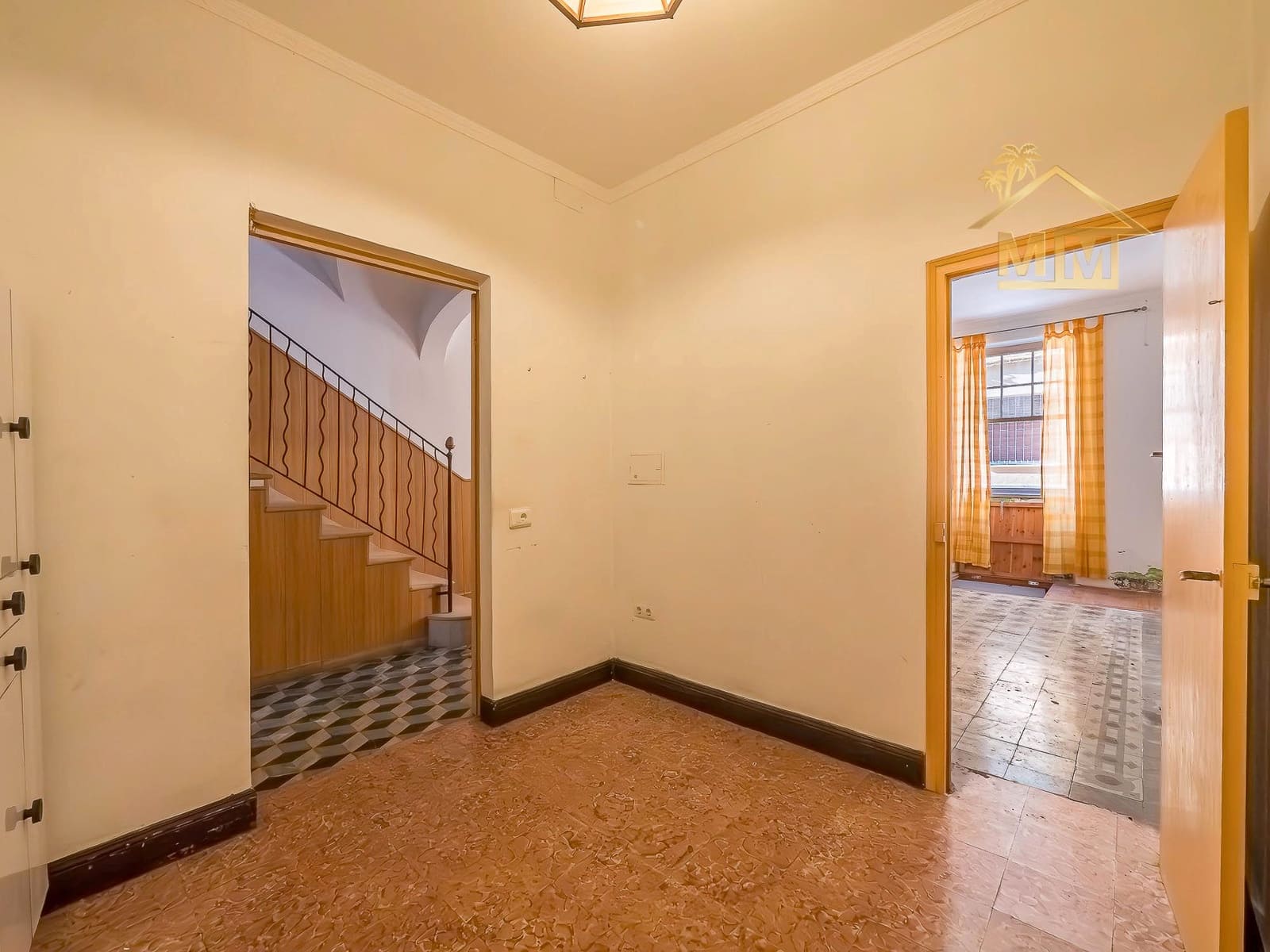 6 soveværelse Byhus til salg i Mahon / Mao - € 699.000 (Ref: 8784512)