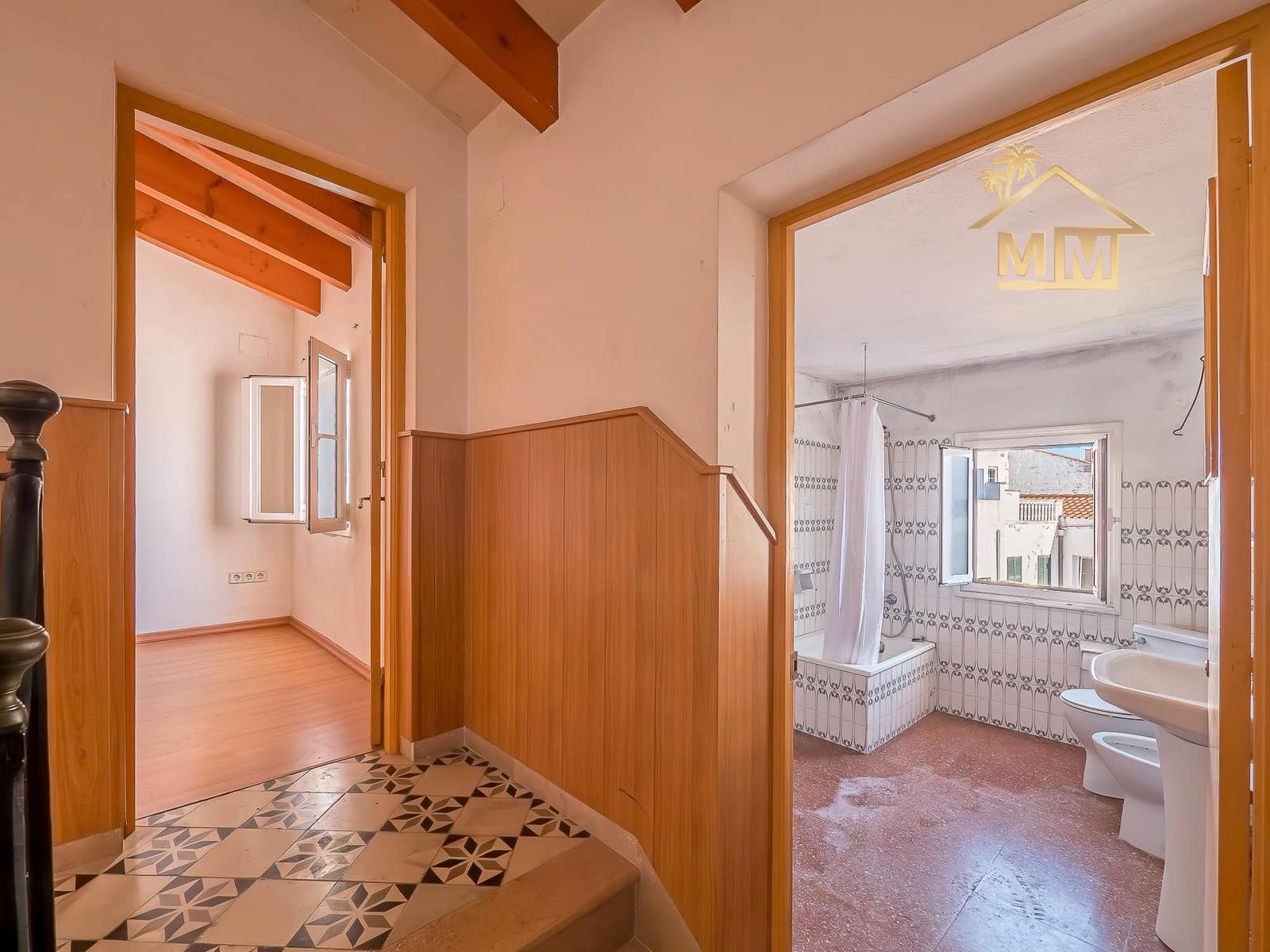 6 soveværelse Byhus til salg i Mahon / Mao - € 699.000 (Ref: 8784512)