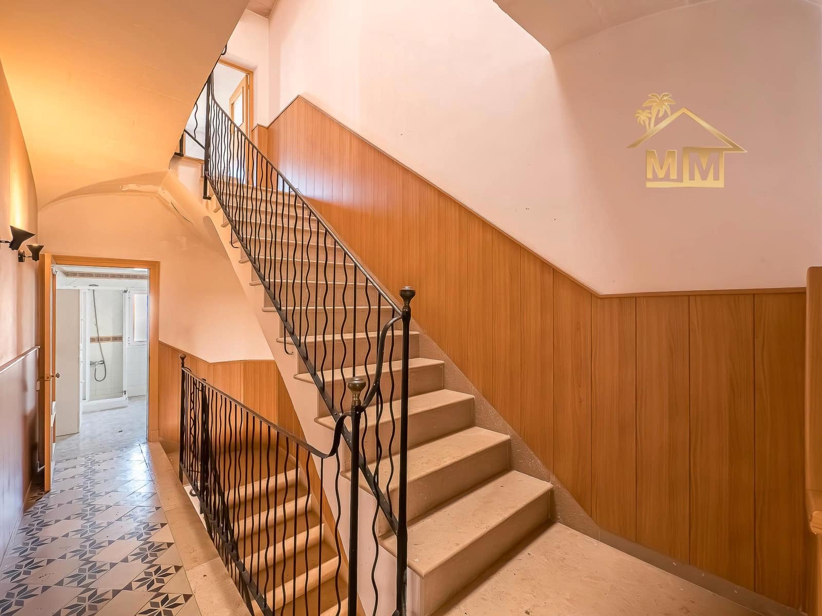 6 soveværelse Byhus til salg i Mahon / Mao - € 699.000 (Ref: 8784512)