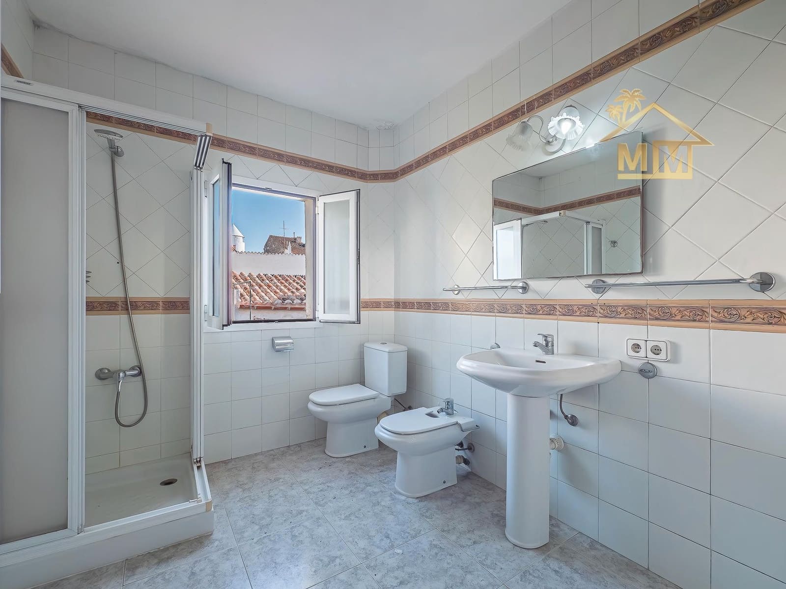 6 soveværelse Byhus til salg i Mahon / Mao - € 699.000 (Ref: 8784512)