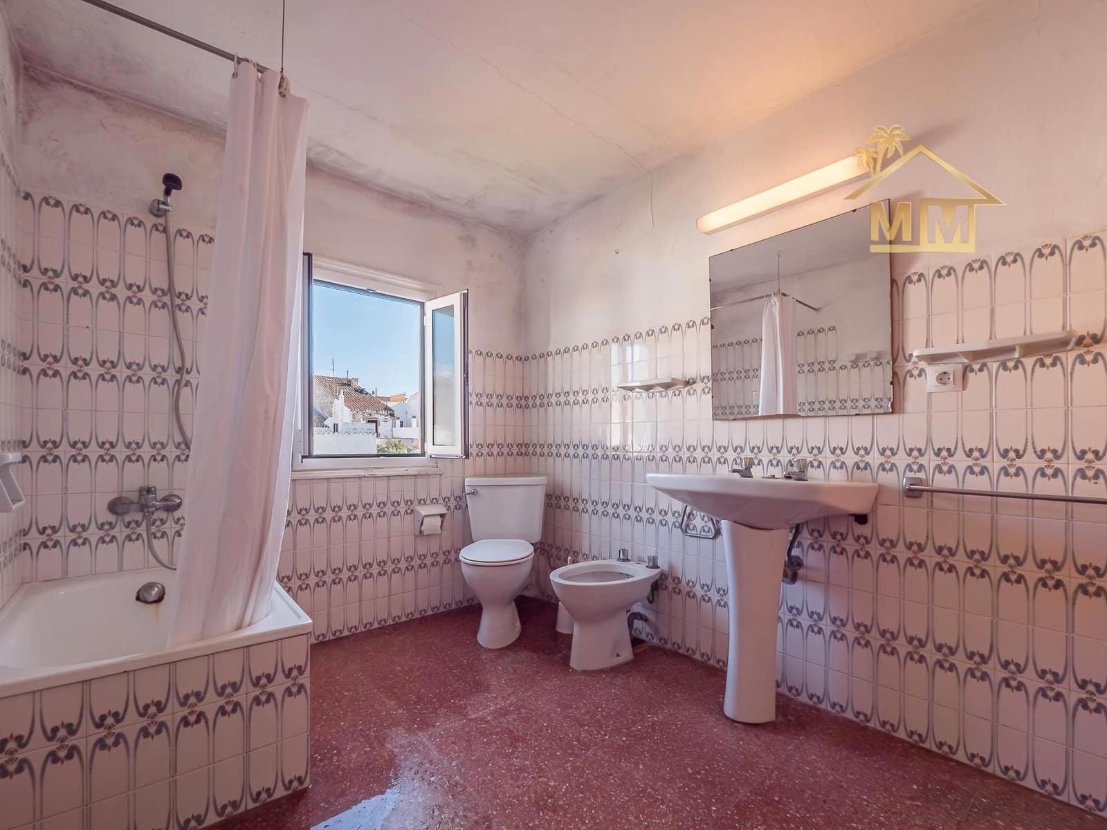 6 soveværelse Byhus til salg i Mahon / Mao - € 699.000 (Ref: 8784512)