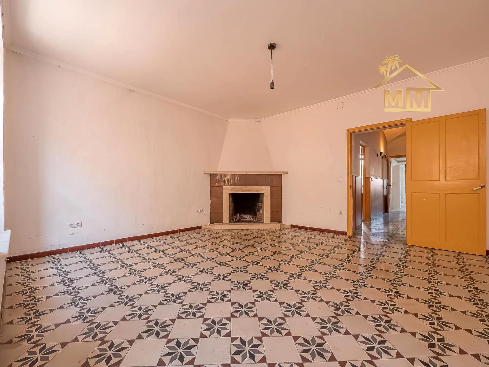 6 soveværelse Byhus til salg i Mahon / Mao - € 699.000 (Ref: 8784512)