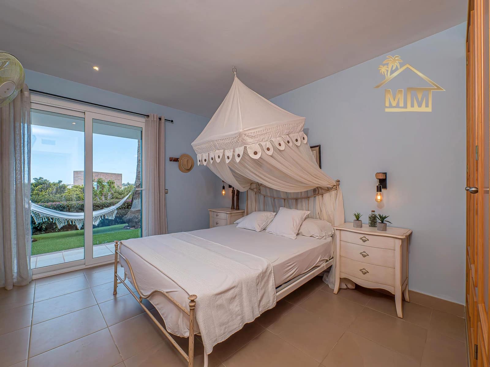 5 soveværelse Villa til salg i Cala Llonga med swimmingpool garage - € 1.850.000 (Ref: 8784517)