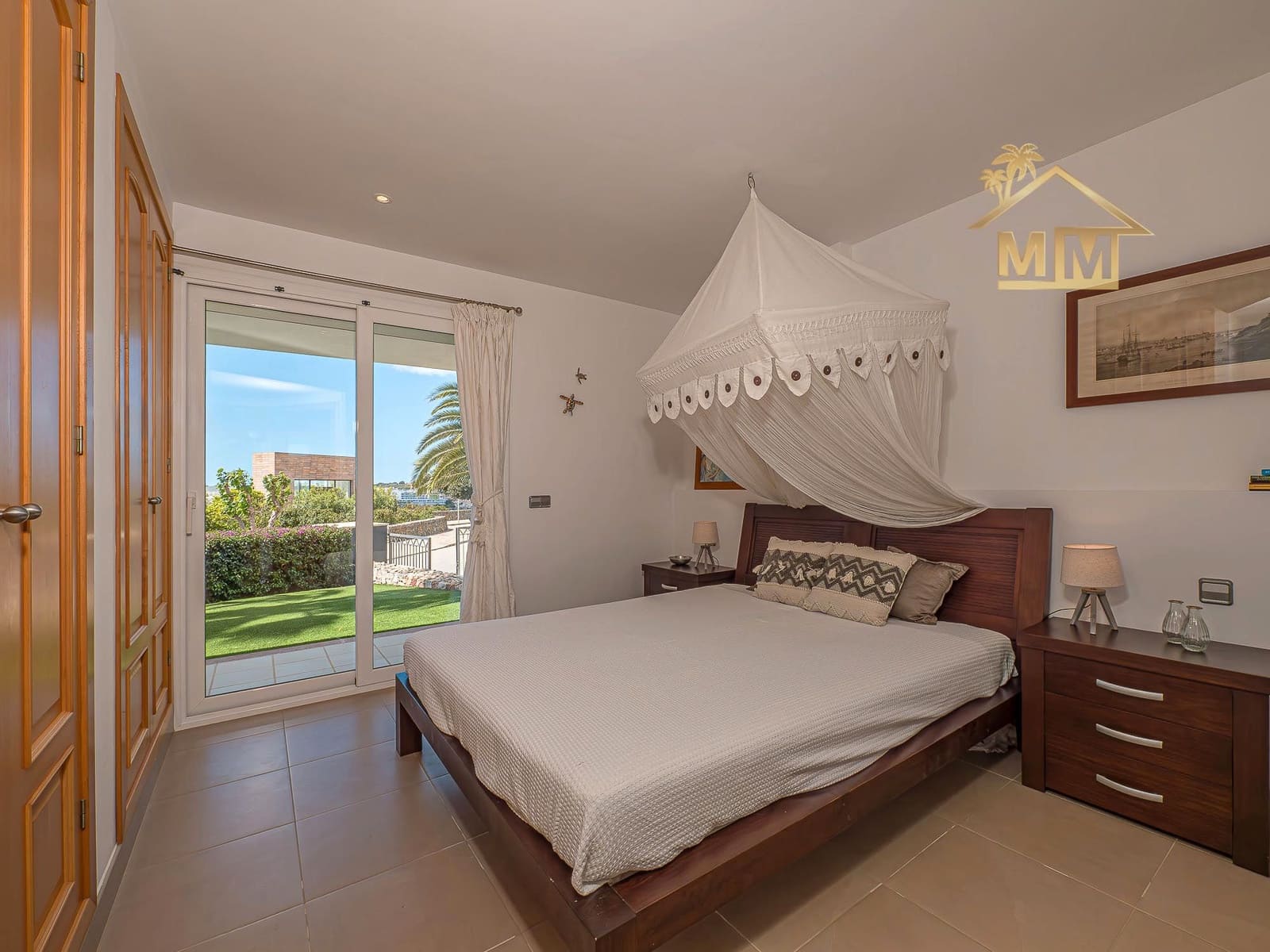 5 soveværelse Villa til salg i Cala Llonga med swimmingpool garage - € 1.850.000 (Ref: 8784517)