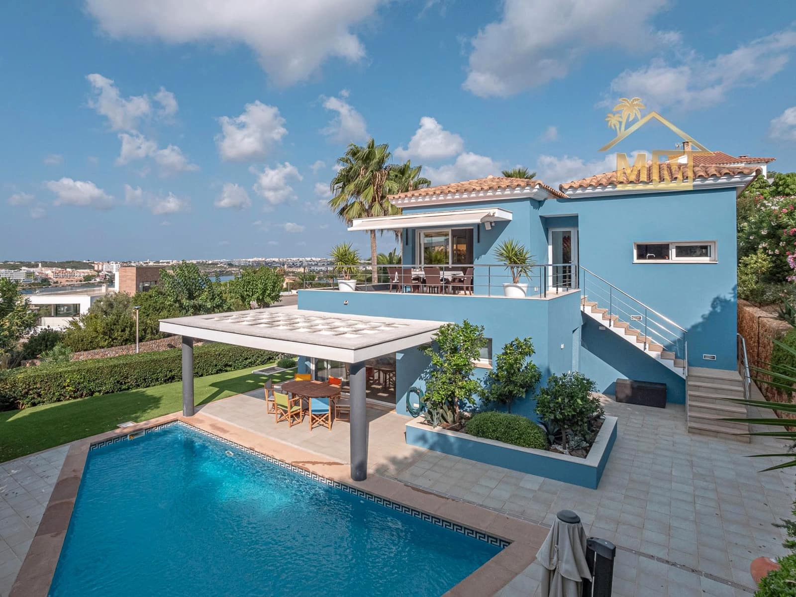 5 soveværelse Villa til salg i Cala Llonga med swimmingpool garage - € 1.850.000 (Ref: 8784517)