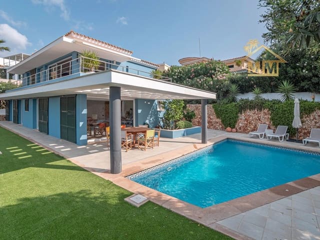 5 soveværelse Villa til salg i Cala Llonga, Mahón / Maó med swimmingpool garage - € 1.850.000 (Ref: 8784520)