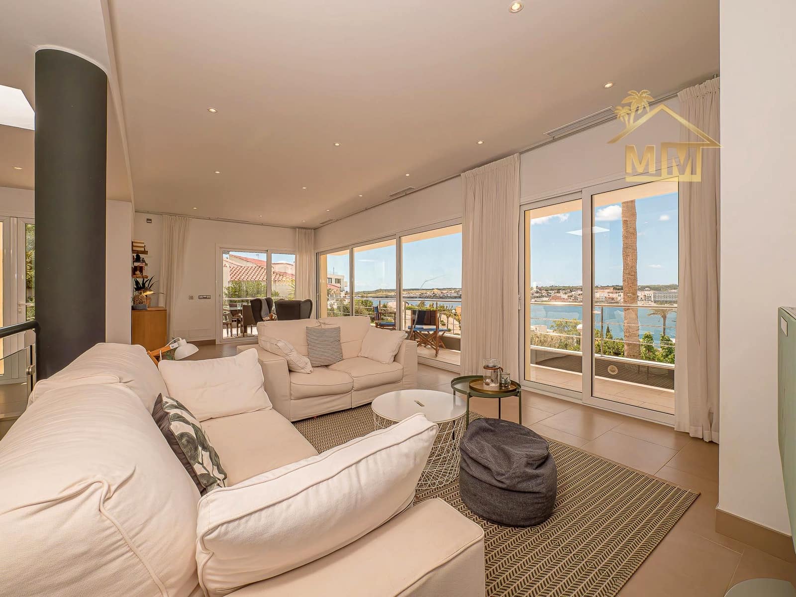 5 soveværelse Villa til salg i Cala Llonga med swimmingpool garage - € 1.850.000 (Ref: 8784520)