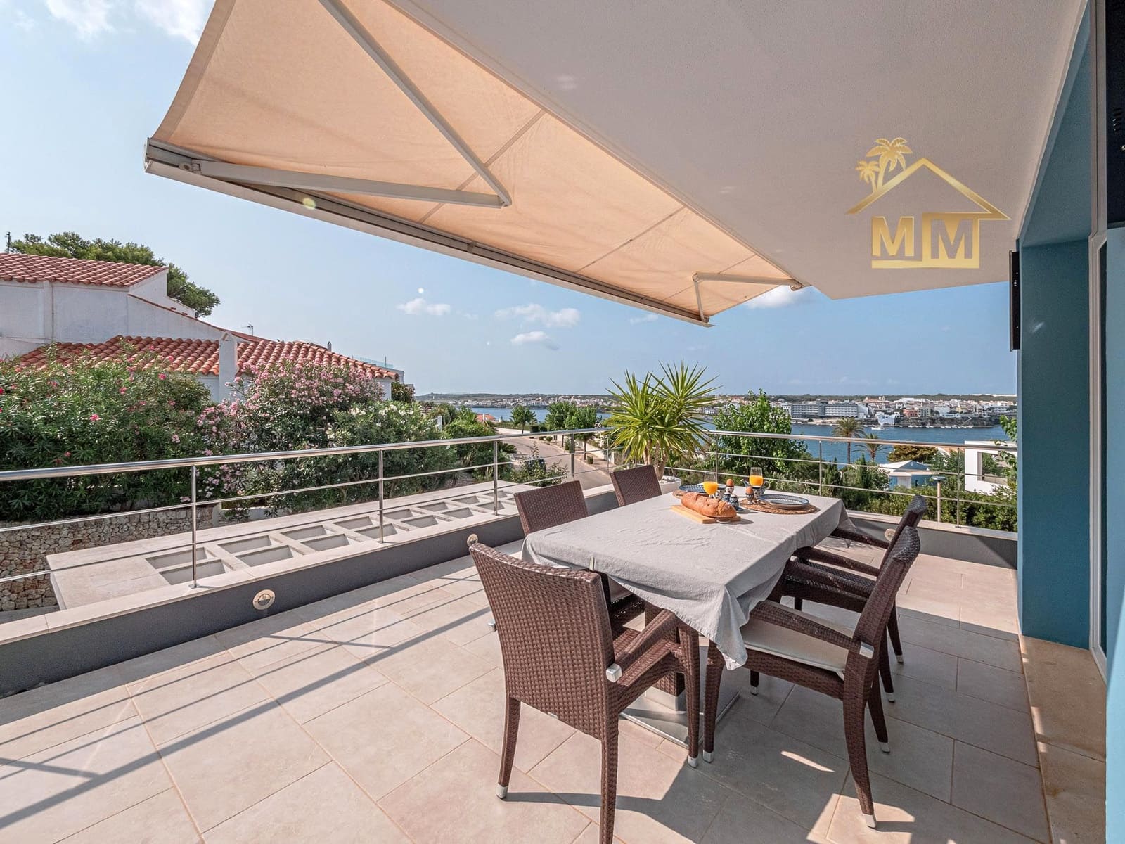 5 soveværelse Villa til salg i Cala Llonga med swimmingpool garage - € 1.850.000 (Ref: 8784520)