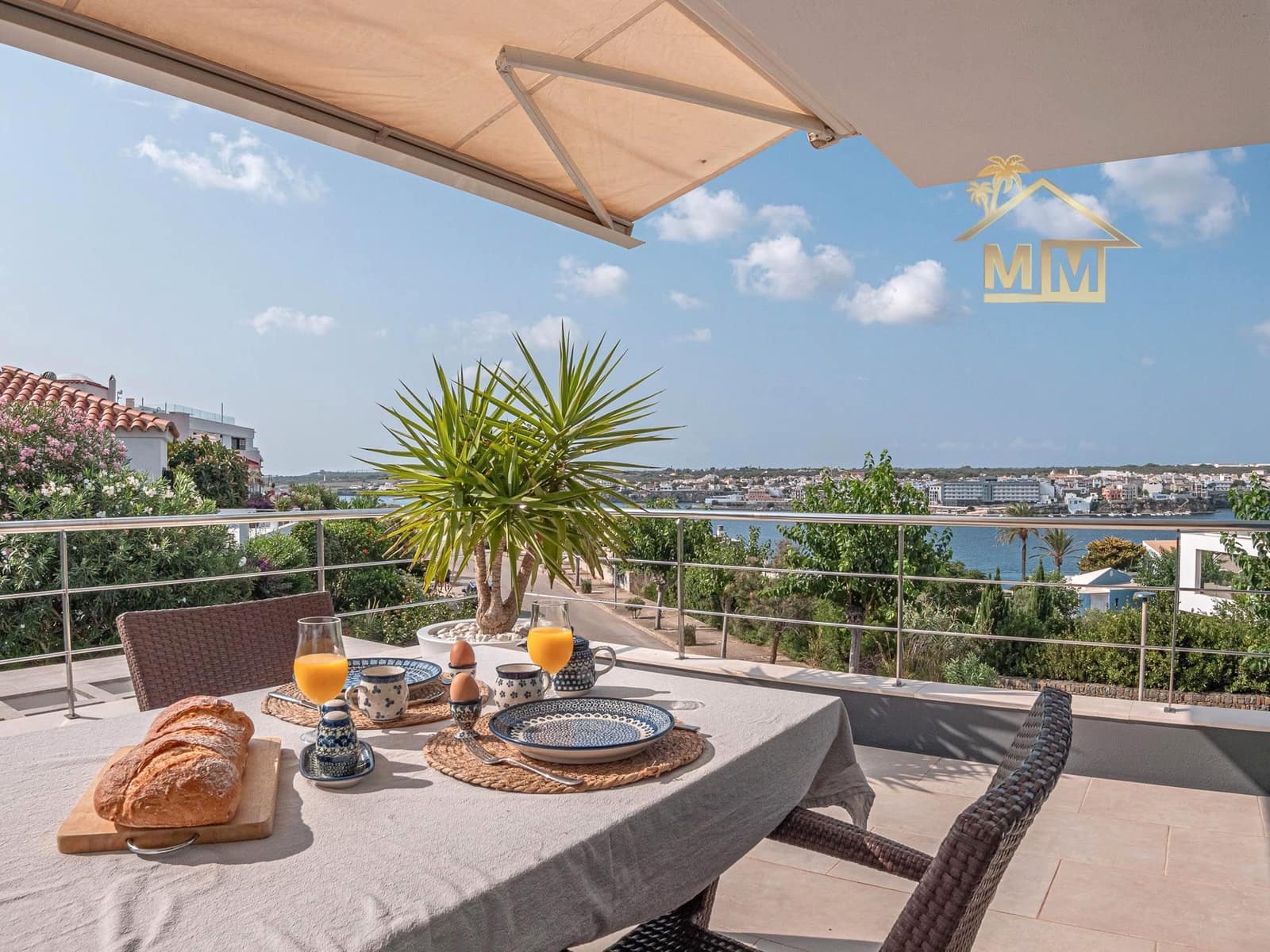 5 soveværelse Villa til salg i Cala Llonga med swimmingpool garage - € 1.850.000 (Ref: 8784520)