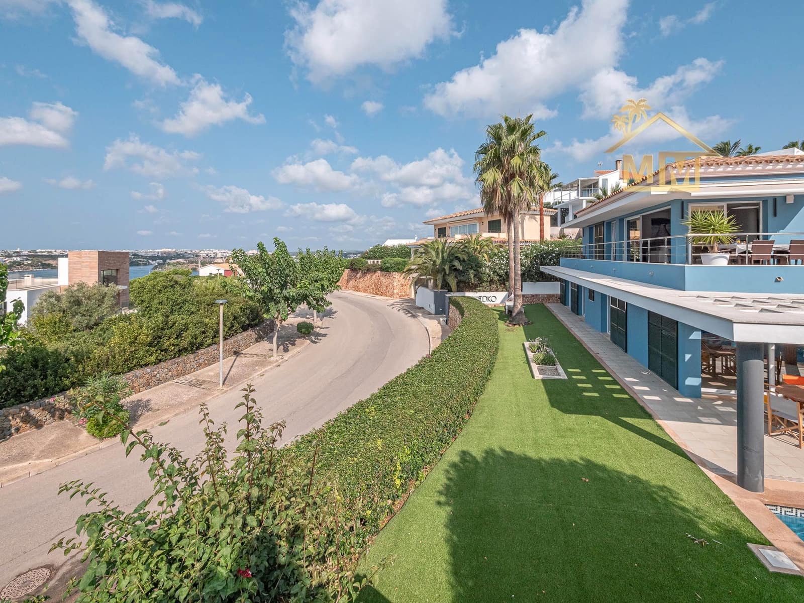 5 soveværelse Villa til salg i Cala Llonga med swimmingpool garage - € 1.850.000 (Ref: 8784520)