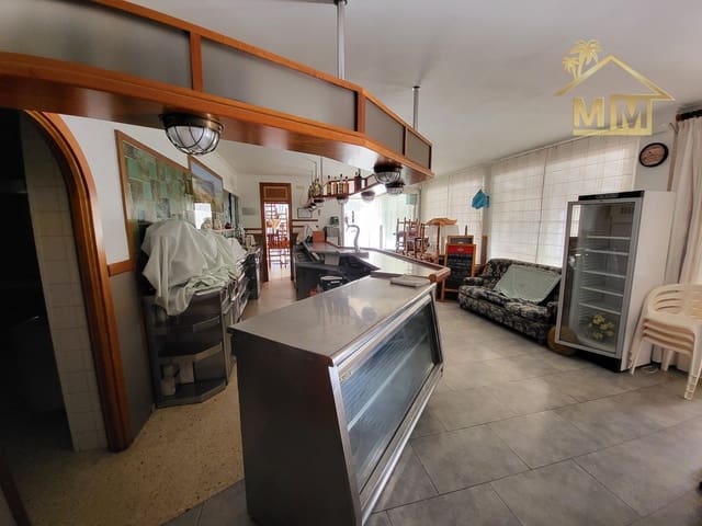 6 makuuhuone Ravintola/baari myytävänä paikassa Son Parc, Es Mercadal - 980 000 € (Ref: 8784531)