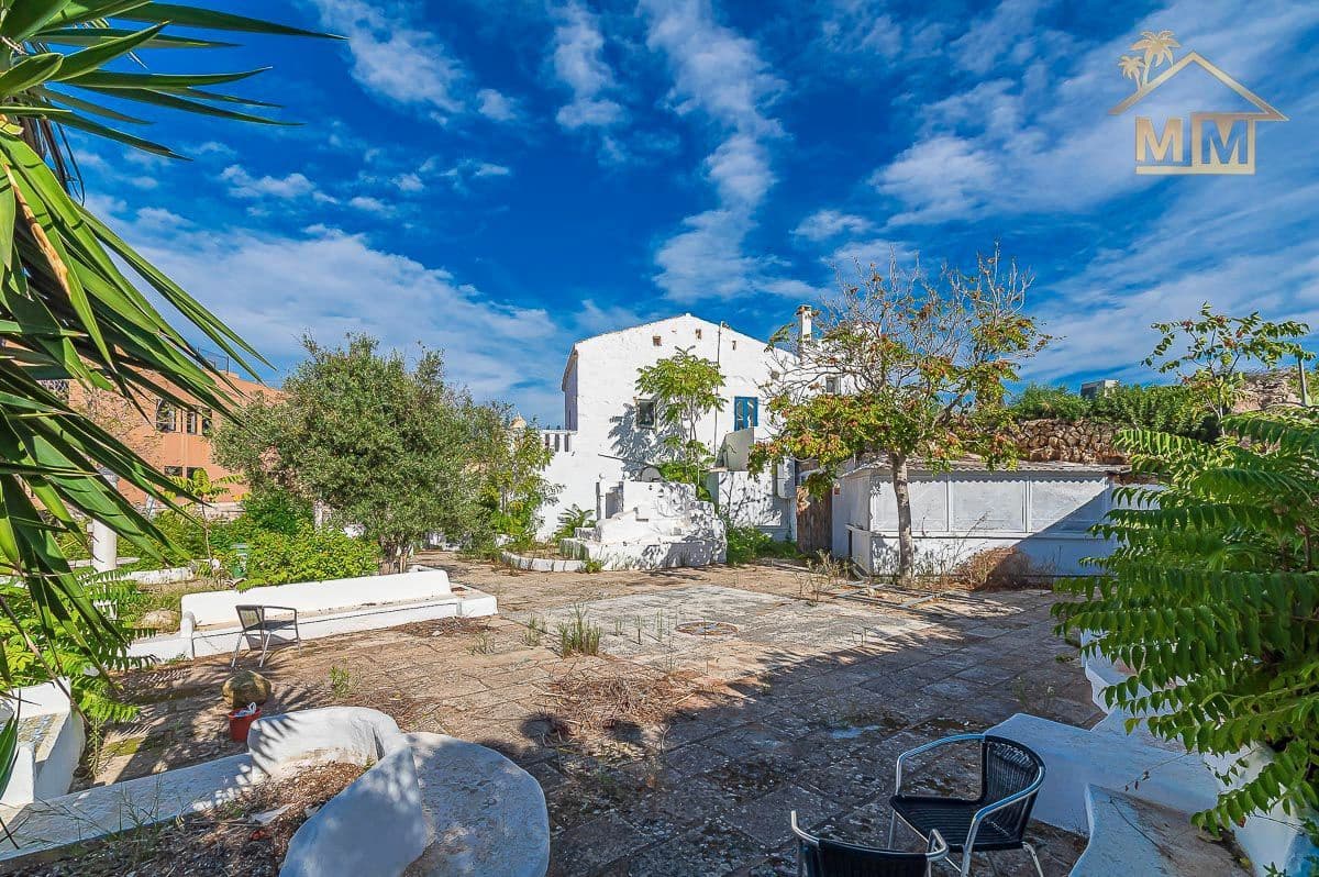 Finca/Landhuis te koop in Es Castell - € 850.000 (Ref: 8784551)