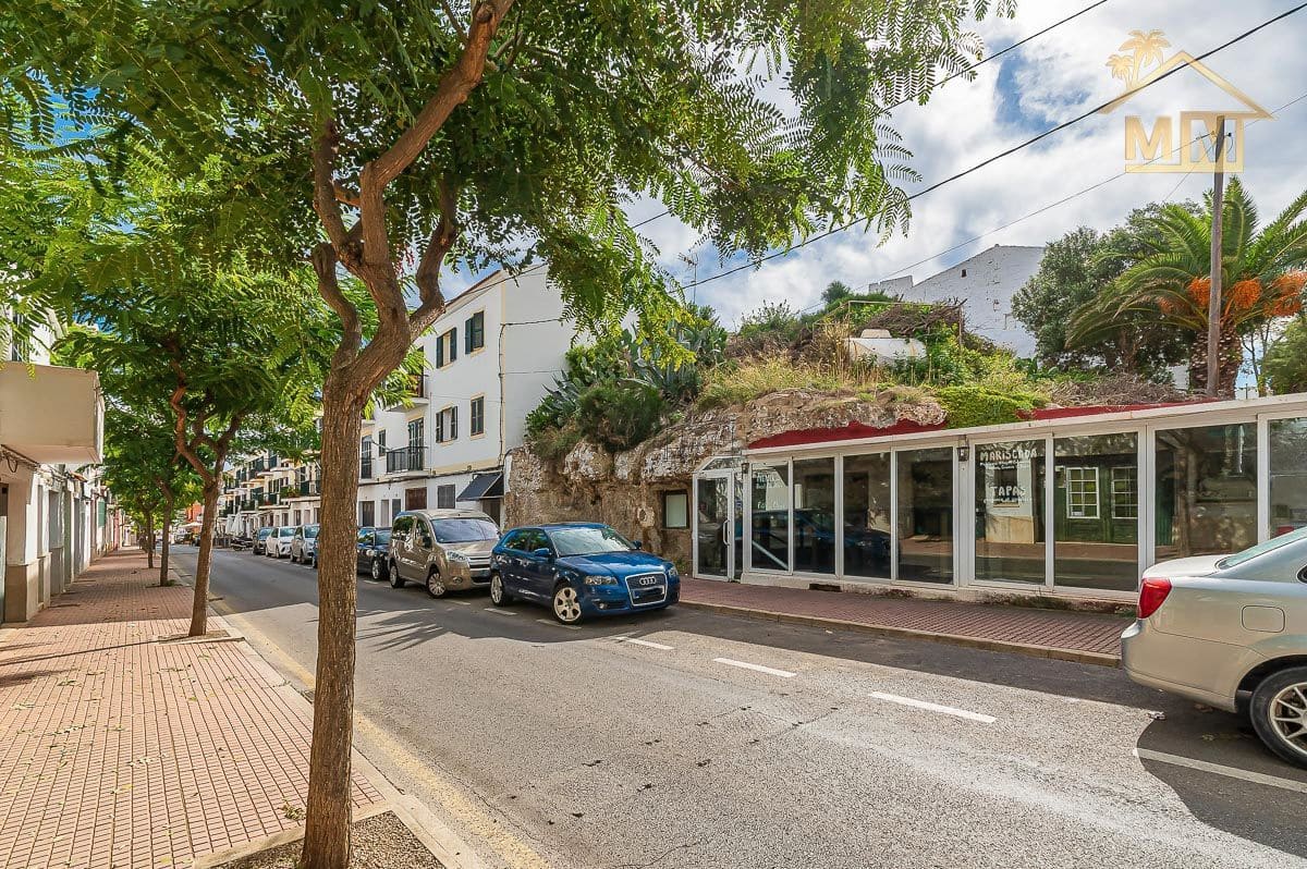 Finca/Landhuis te koop in Es Castell - € 850.000 (Ref: 8784551)