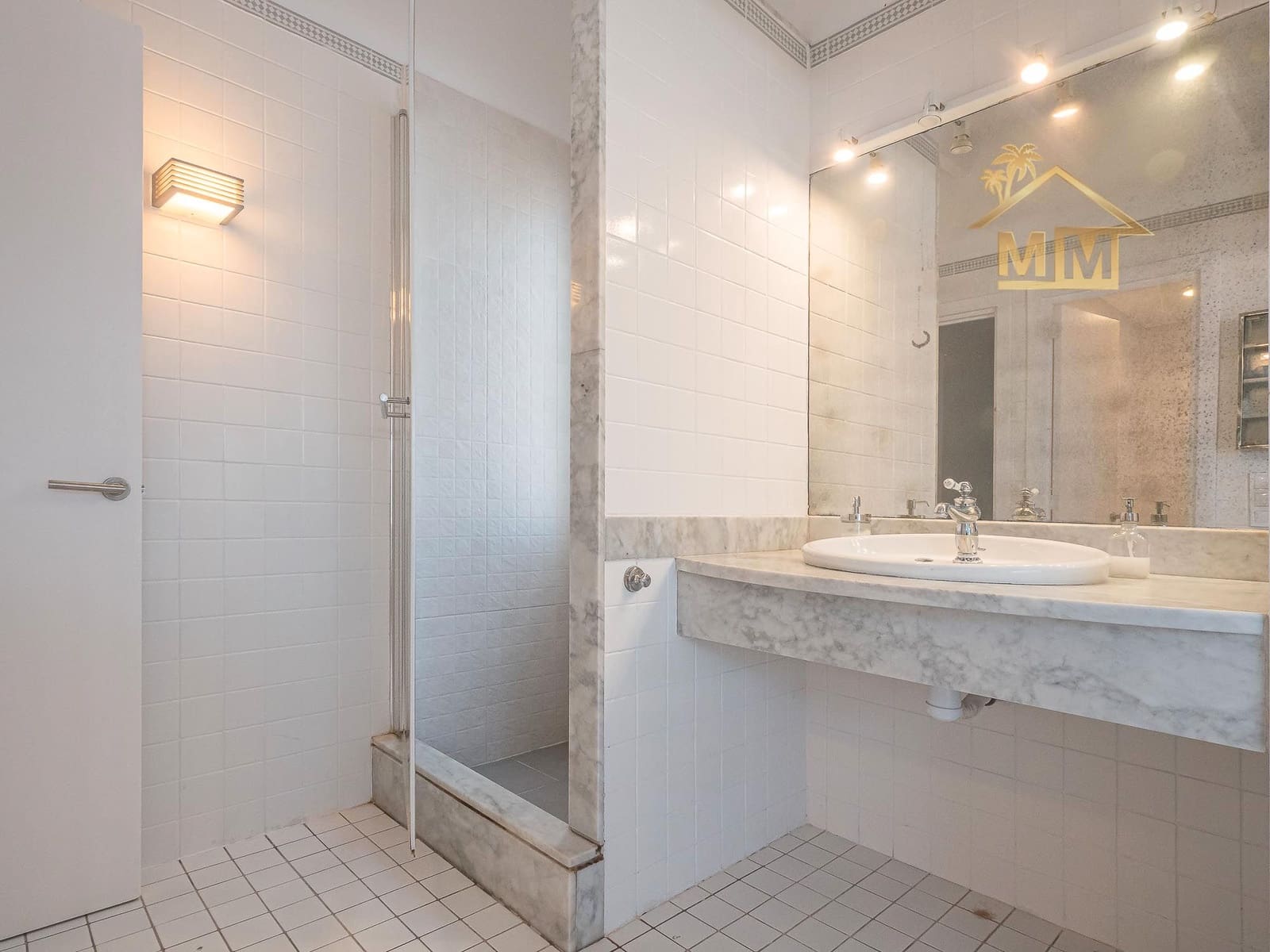 8 quarto Moradia para venda em Es Castell com piscina - 1 250 000 € (Ref: 8880650)