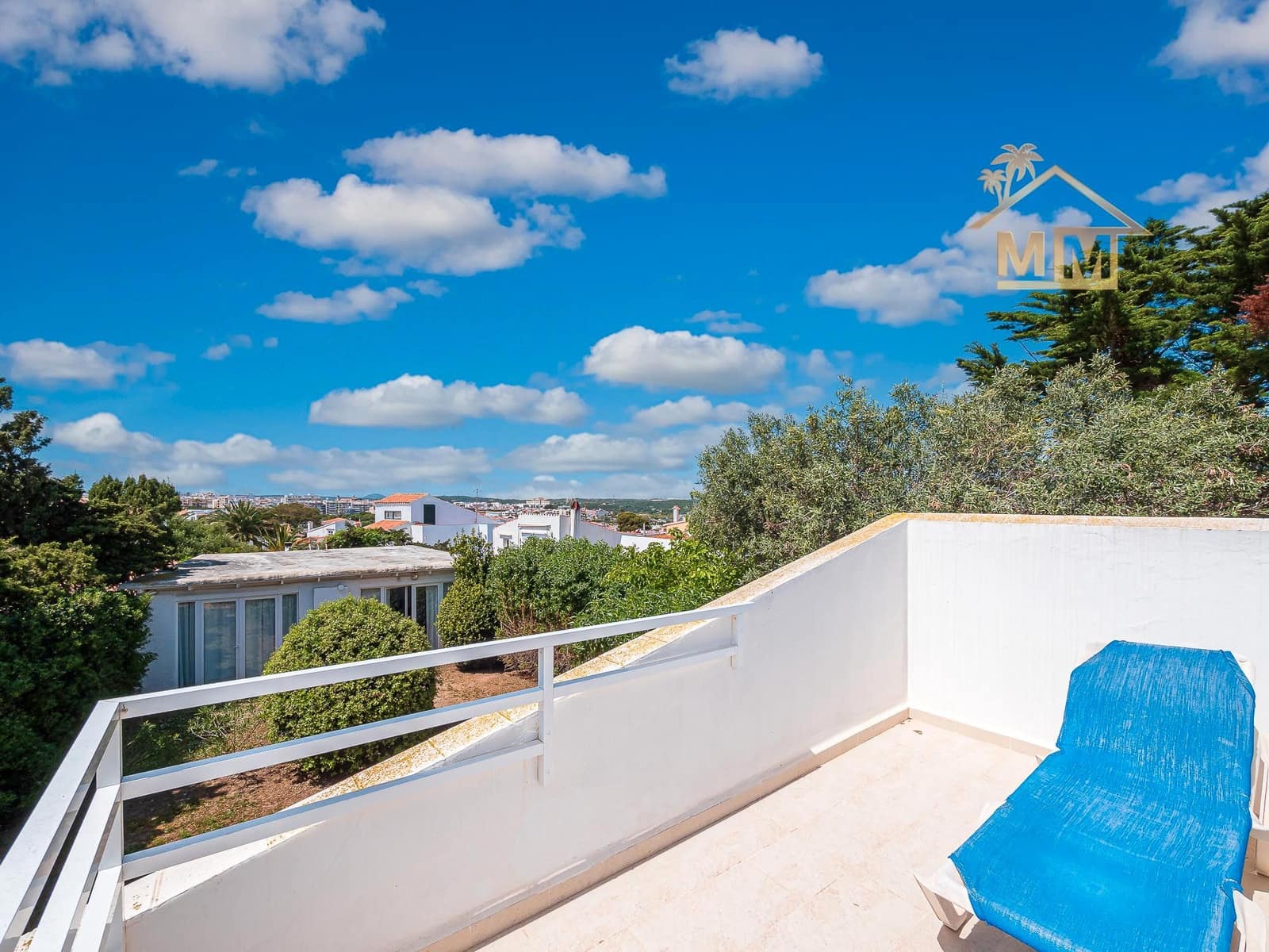 8 quarto Moradia para venda em Es Castell com piscina - 1 250 000 € (Ref: 8880650)