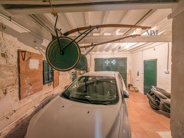 Casa de 6 habitaciones en Es Castell en venta - 520.000 € (Ref: 8882271)