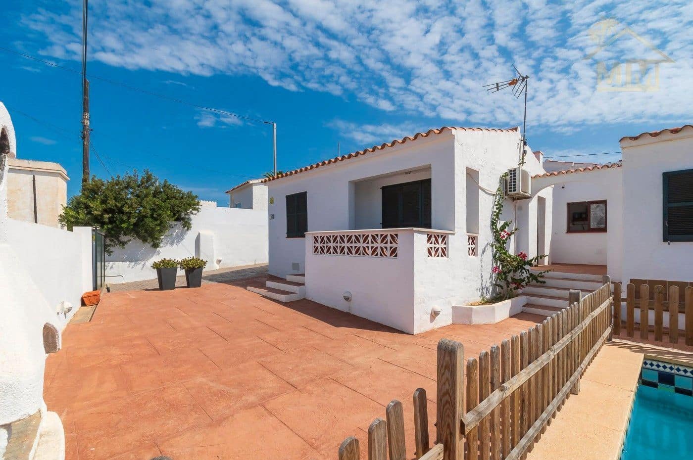 4 soverom Villa til salgs i Alayor / Alaior med svømmebasseng garasje - € 375 000 (Ref: 8966973)