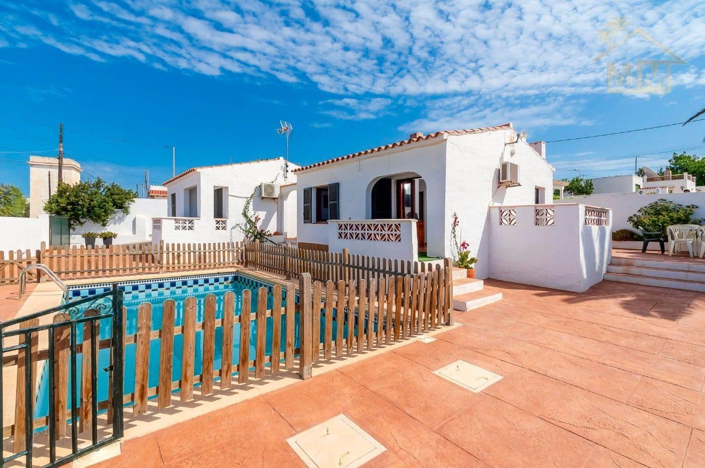 4 soverom Villa til salgs i Alayor / Alaior med svømmebasseng garasje - € 375 000 (Ref: 8966973)