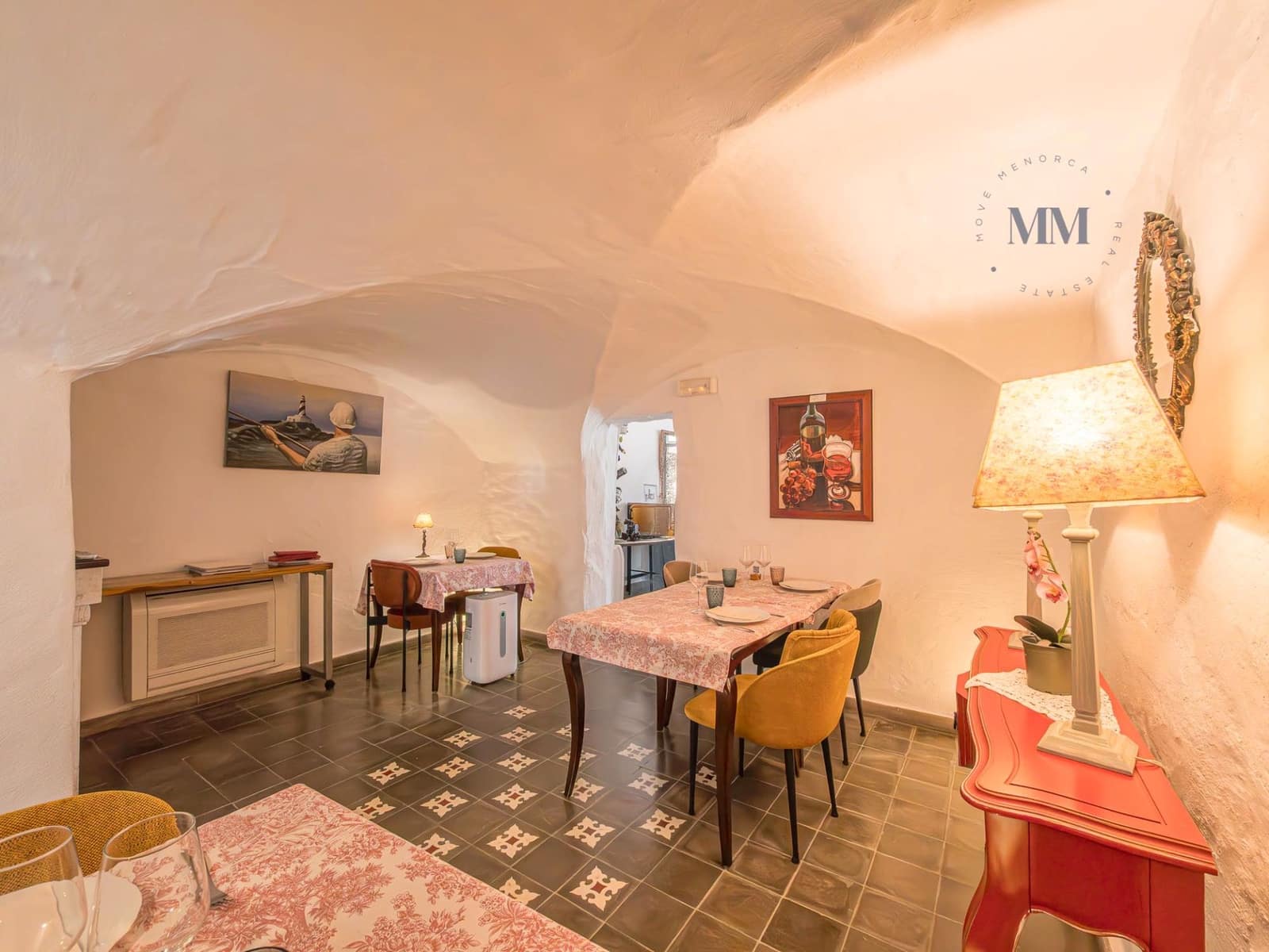 1 soveværelse Restaurant/Bar til salg i Es Mercadal - € 420.000 (Ref: 9082594)