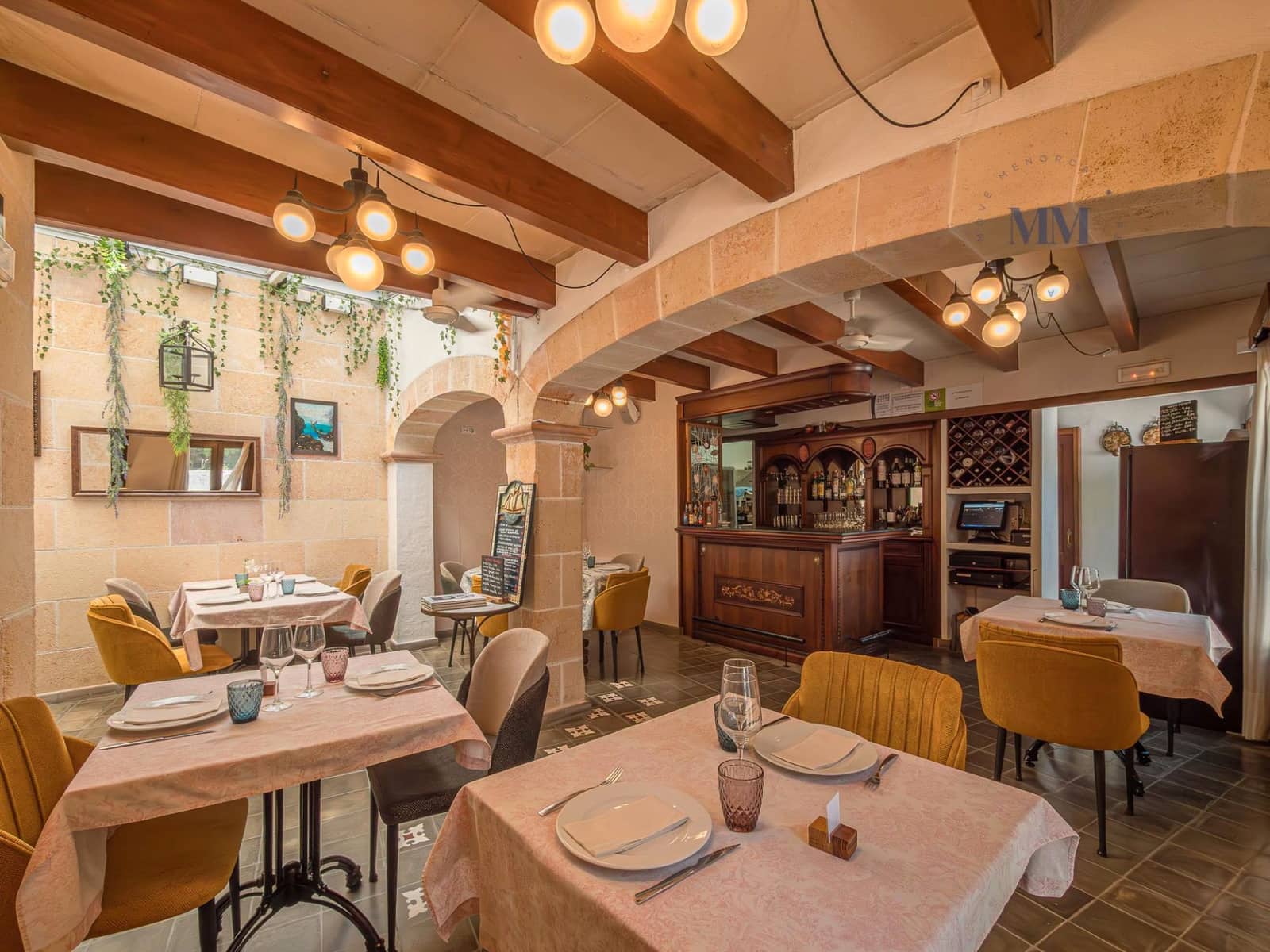 1 soveværelse Restaurant/Bar til salg i Es Mercadal - € 420.000 (Ref: 9082594)