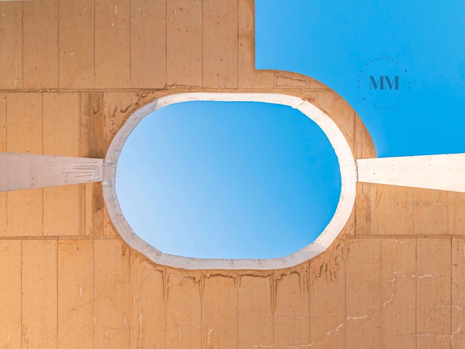 4 soveværelse Villa til salg i Mahon / Mao med swimmingpool garage - € 680.000 (Ref: 9319823)