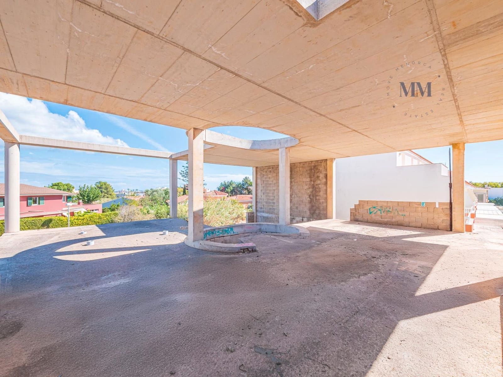 4 soveværelse Villa til salg i Mahon / Mao med swimmingpool garage - € 680.000 (Ref: 9319823)