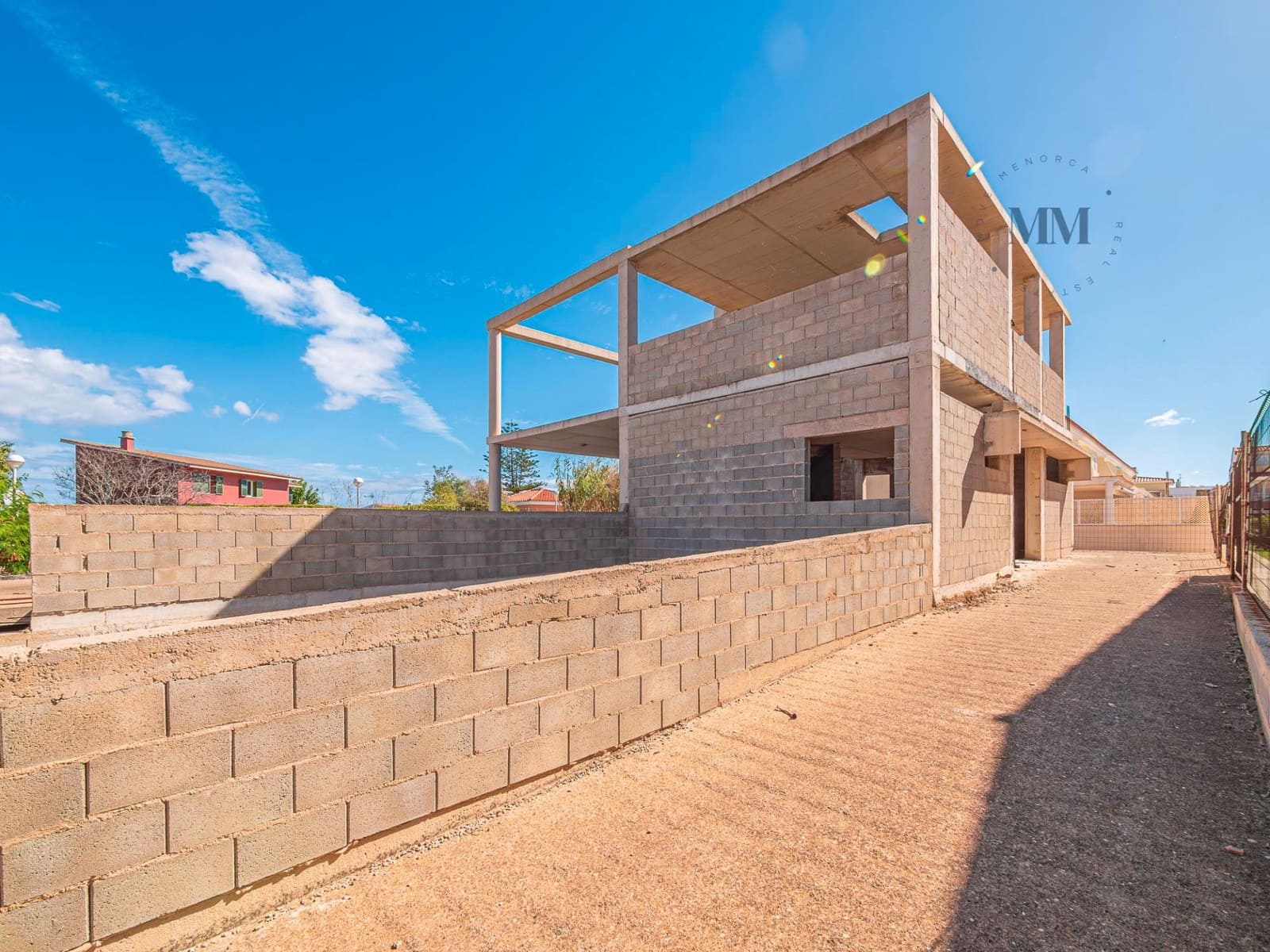 4 soveværelse Villa til salg i Mahon / Mao med swimmingpool garage - € 680.000 (Ref: 9319823)