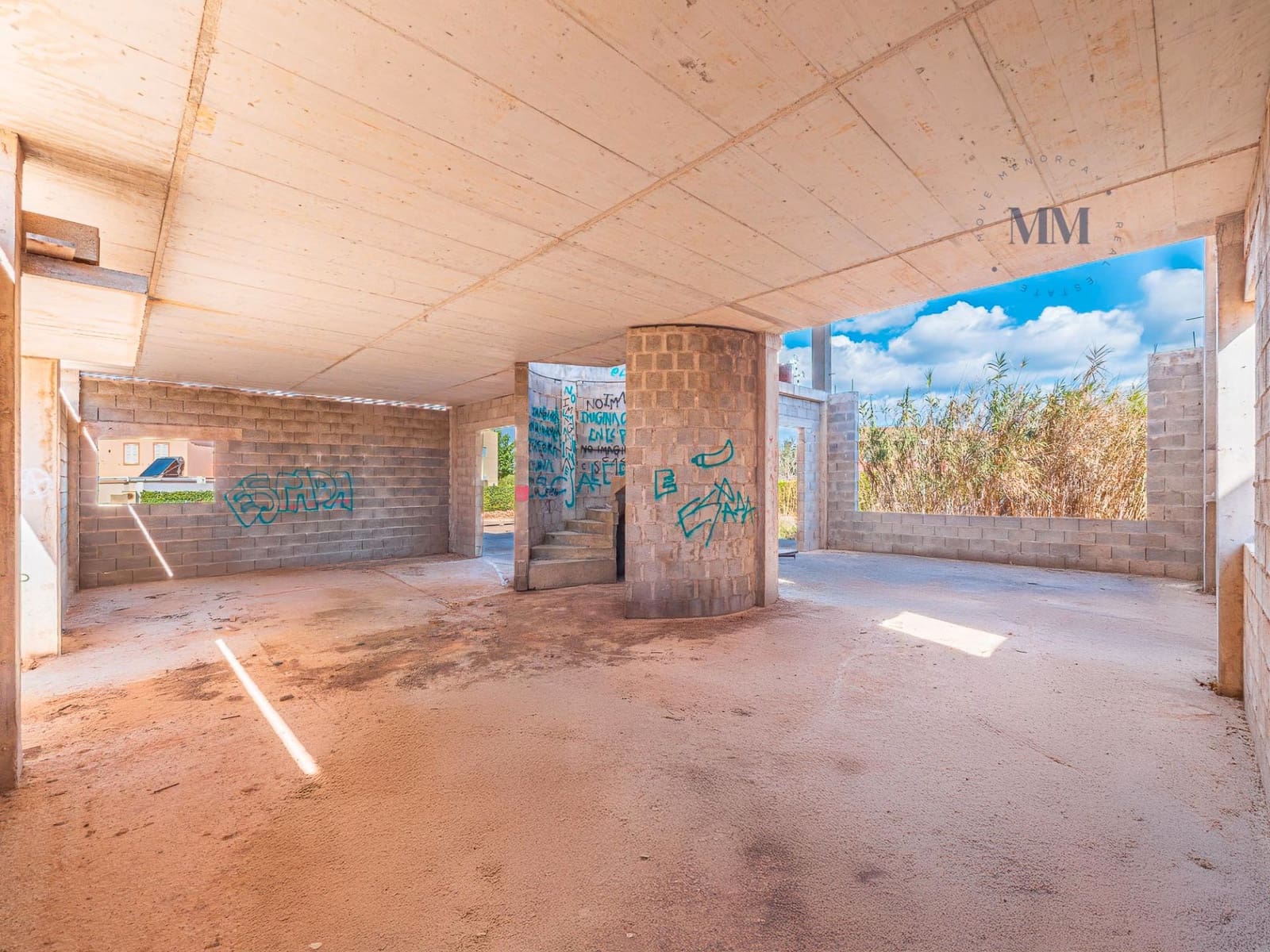 4 soveværelse Villa til salg i Mahon / Mao med swimmingpool garage - € 680.000 (Ref: 9319823)