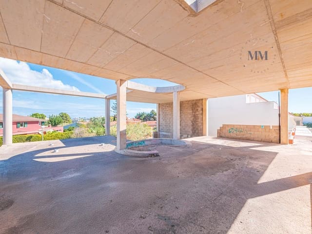 4 soveværelse Villa til salg i Mahón / Maó med swimmingpool garage - € 680.000 (Ref: 9319823)